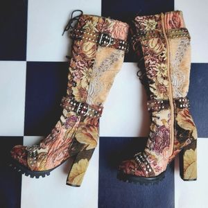 RARE Jeffrey Campbell Free Peopple Anthropology tapestry lace up boots size 8
